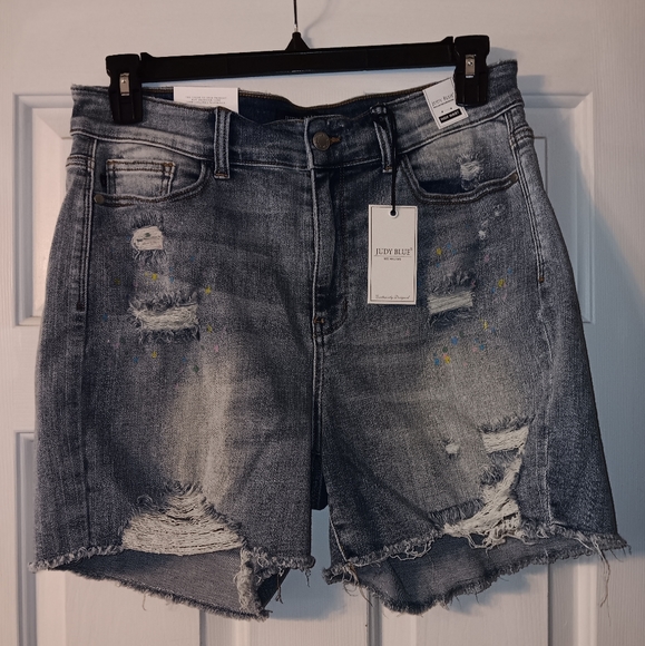 Judy Blue Shorts Judy Blue Paint Splatter Denim Shorts These Are So